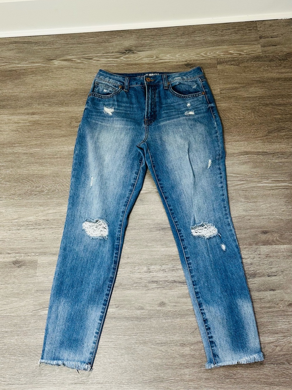 High-Rise Skinny Distressed Jeans - Blue